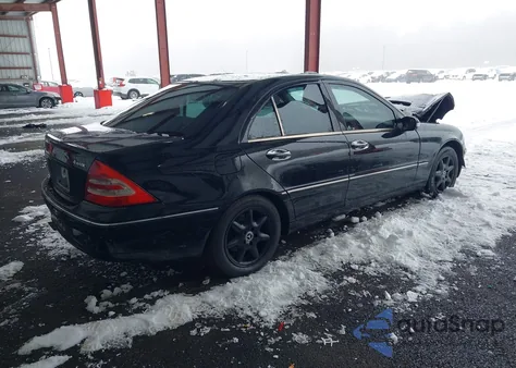 2003 Mercedes-Benz C 320 Sport from USA, damaged, VIN WDBRF84J63F432406